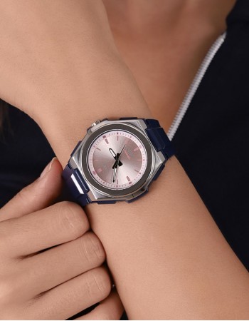 Casio Vintage LWA-300H-2E