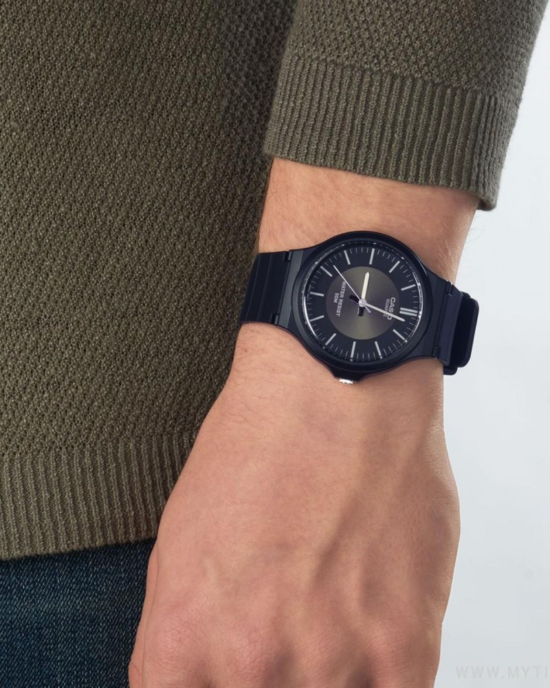 Casio Vintage MW-240-1E3