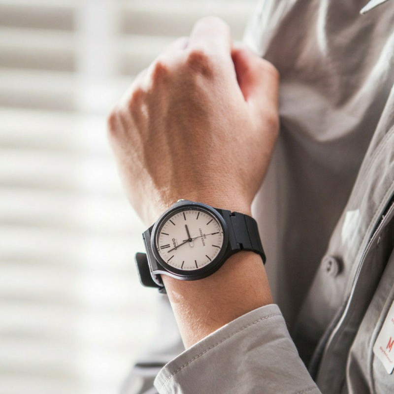 Casio Vintage MW-240-7E