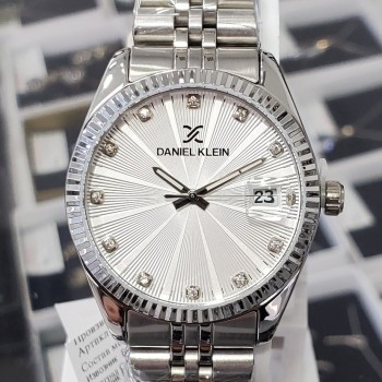 Daniel Klein DK13098-1