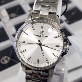 Daniel Klein DK13099-1